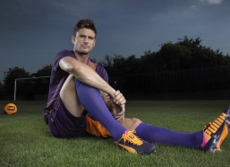 aiyouxi_乌度卡畅谈掘金交锋，身体对抗点燃赛局，两队风格硬朗引期待