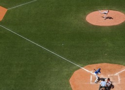 爱游戏中国_小波特奔赴勇士，会成施罗德第二吗？无球天赋与冠军经验将揭晓谜底