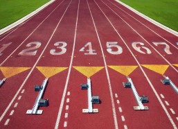 爱游戏中国_UFC 320，安卡拉耶夫与佩雷拉轻重量级巅峰对决，梅拉布和桑德哈根雏量级激战，普罗哈兹卡迎战朗特里