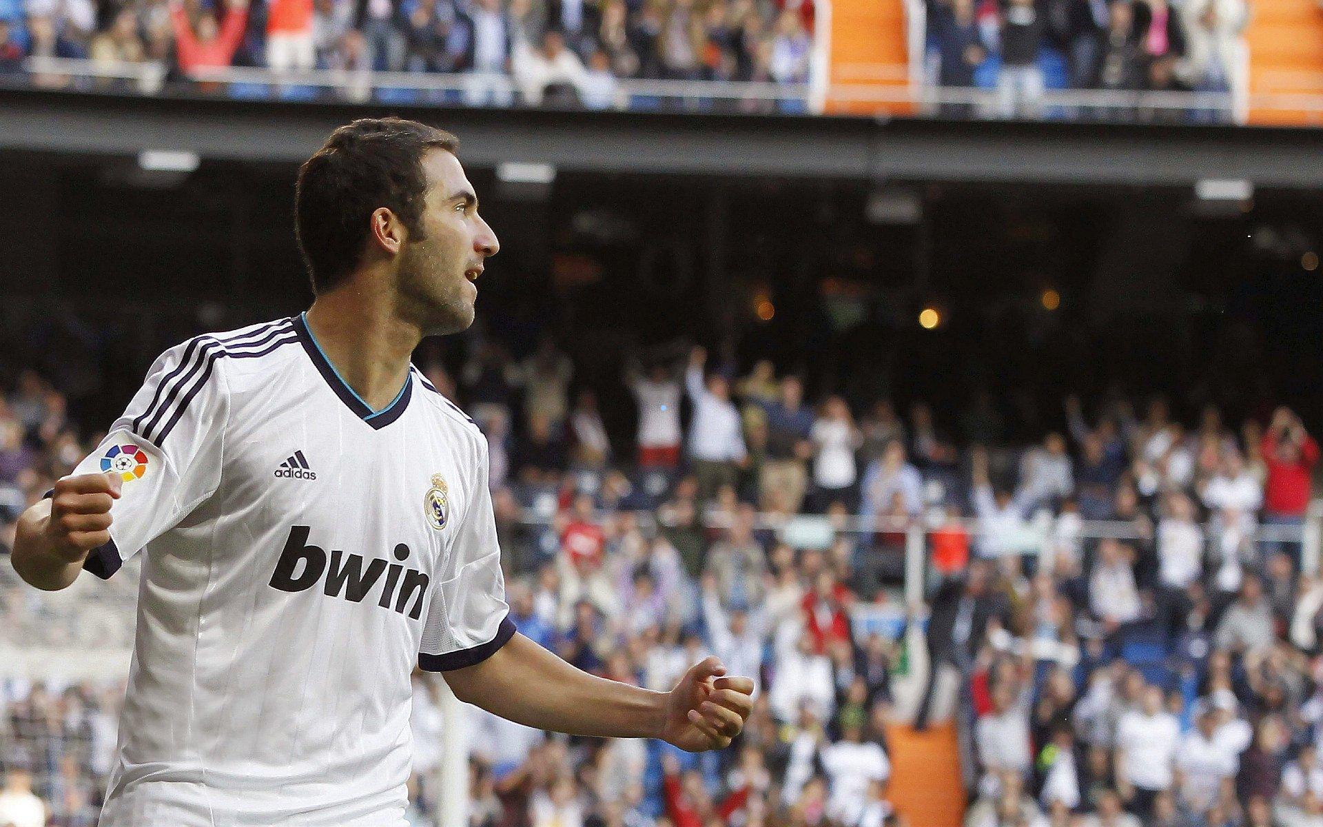 足球新星启航,徐东汉承父业加盟K2联赛坡州开拓者