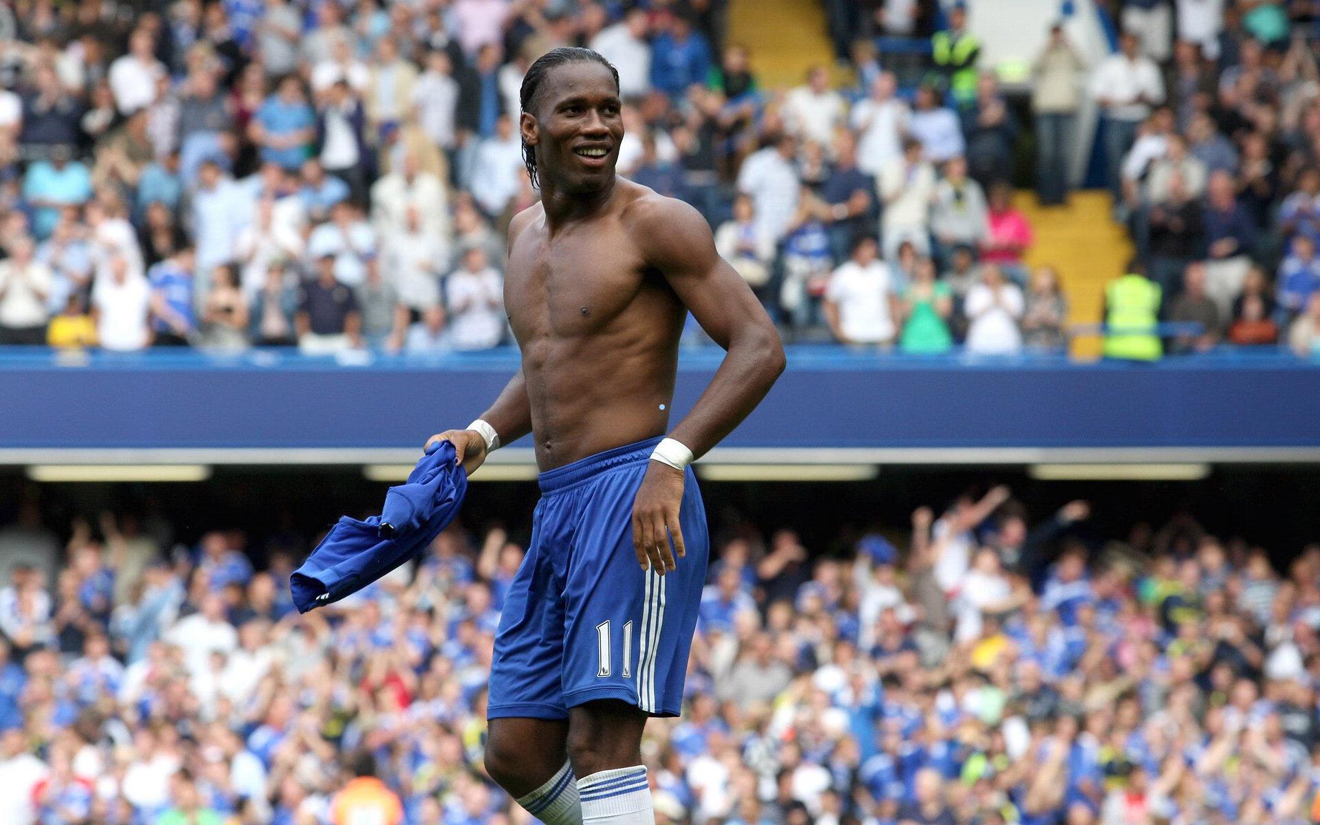 切尔西客场掀起进攻风暴，蓝军全力冲刺欧战资格；水晶宫主场溃败难阻强势碾压